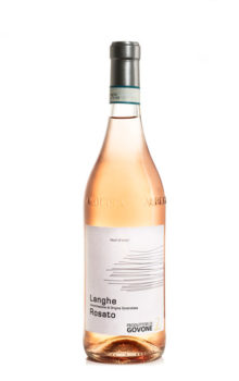 bottiglia di vino rosato con etichietta bianca