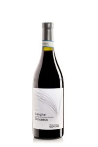 bottiglia di vin rosso dolcetto d'alba